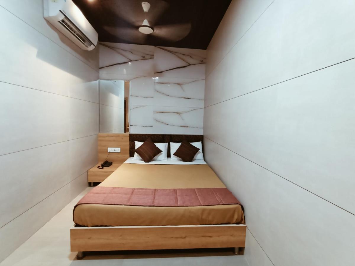 Hotel Prasad Nx Мумбаї Екстер'єр фото