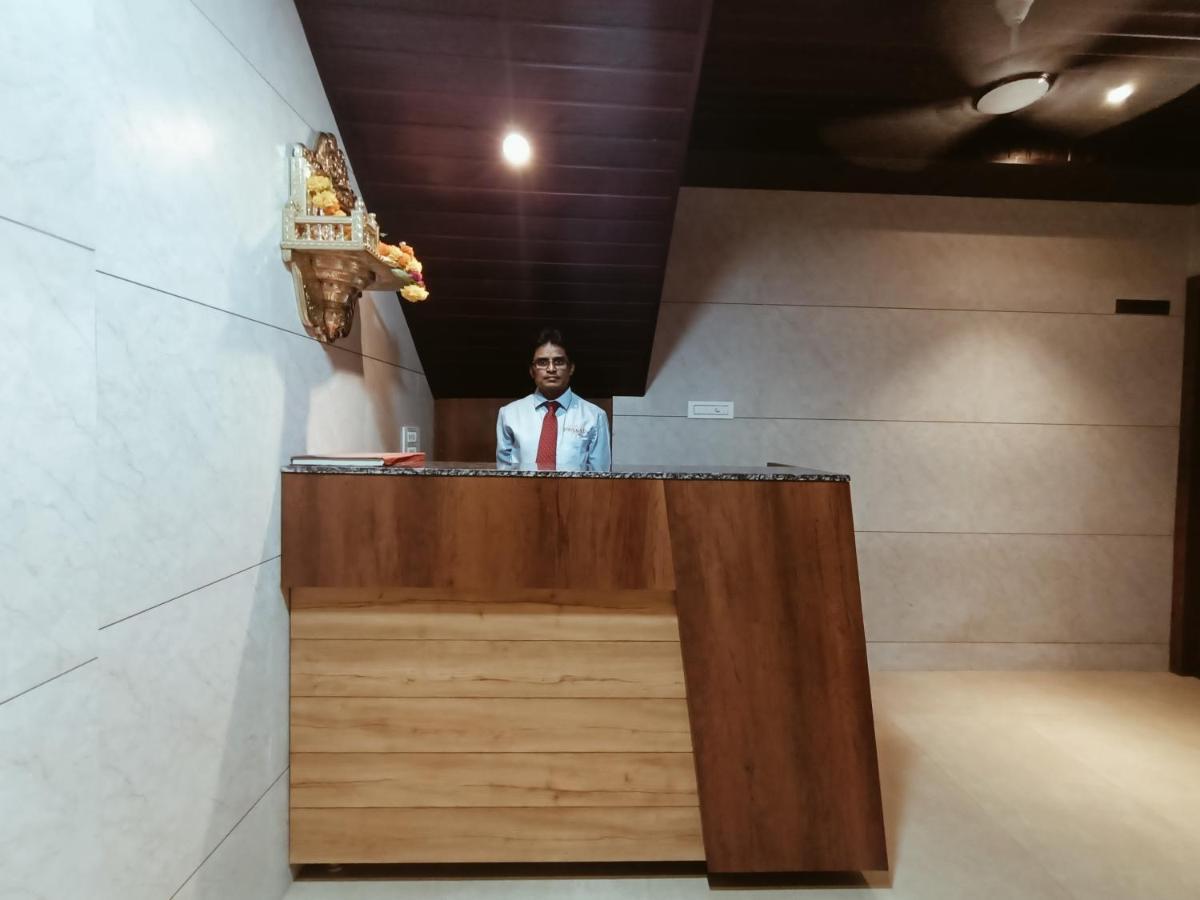 Hotel Prasad Nx Мумбаї Екстер'єр фото