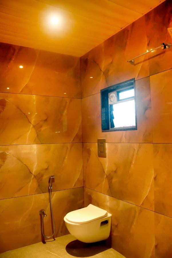 Hotel Prasad Nx Мумбаї Екстер'єр фото