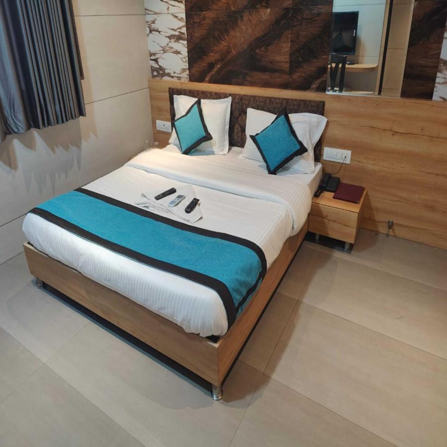 Hotel Prasad Nx Мумбаї Екстер'єр фото